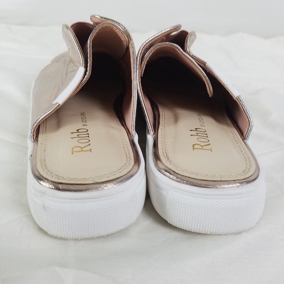 Rohb Shoes Womens 7.5 Champaign Rose Gold Slip On Flats Closed Round Toe - Picture 3 of 12